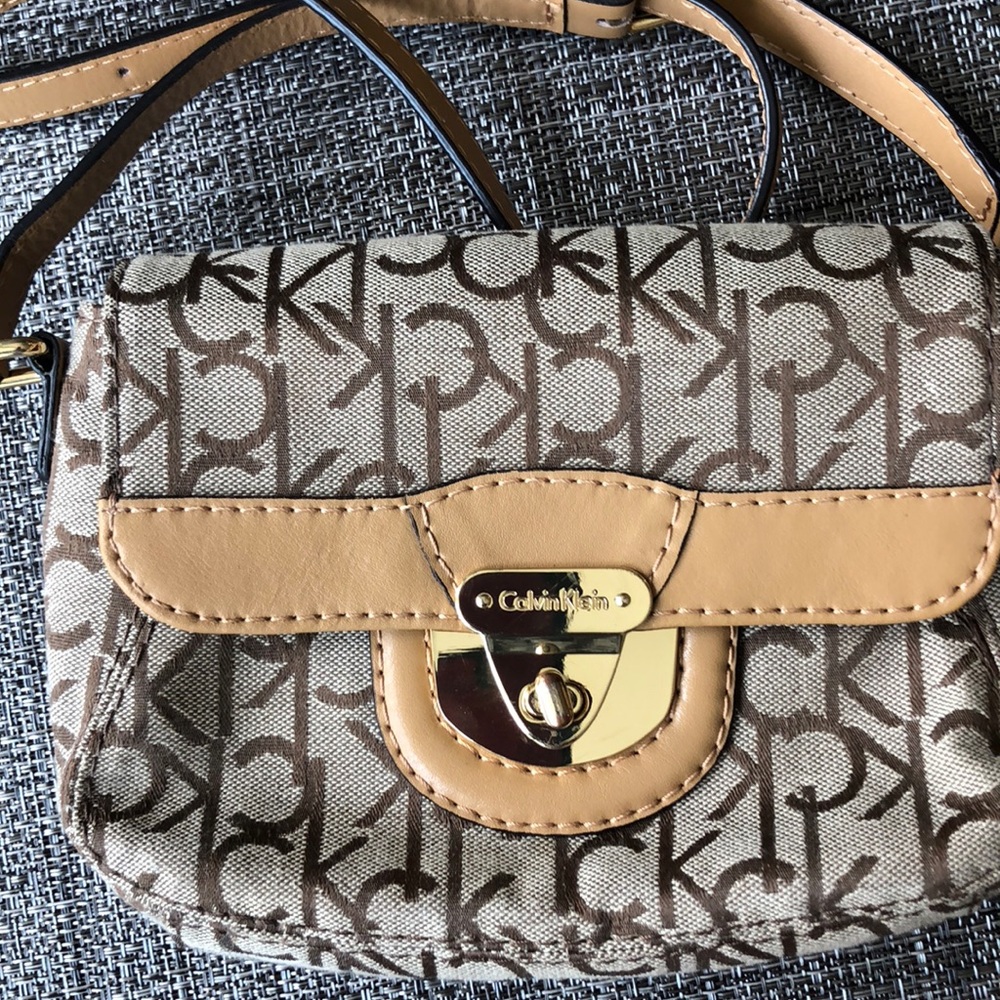 Calvin Klein cross body purse